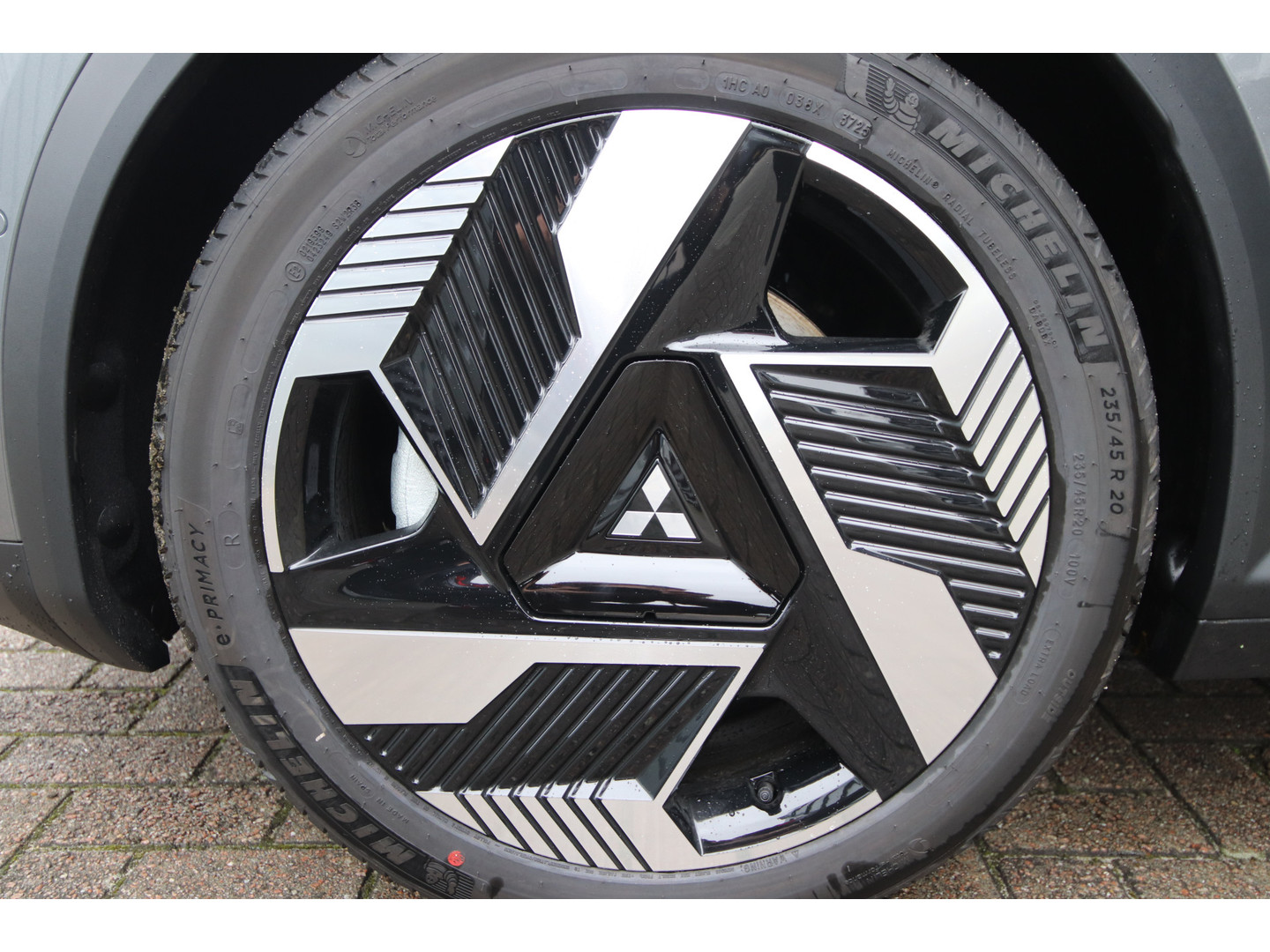 Mitsubishi Mitsubishi