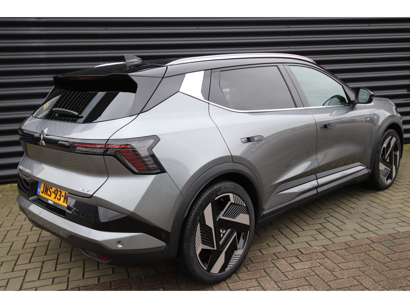 Mitsubishi Mitsubishi