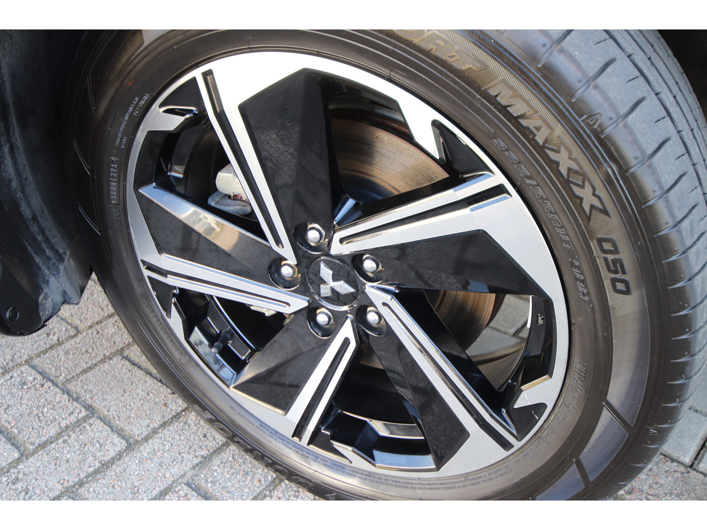 Mitsubishi Mitsubishi