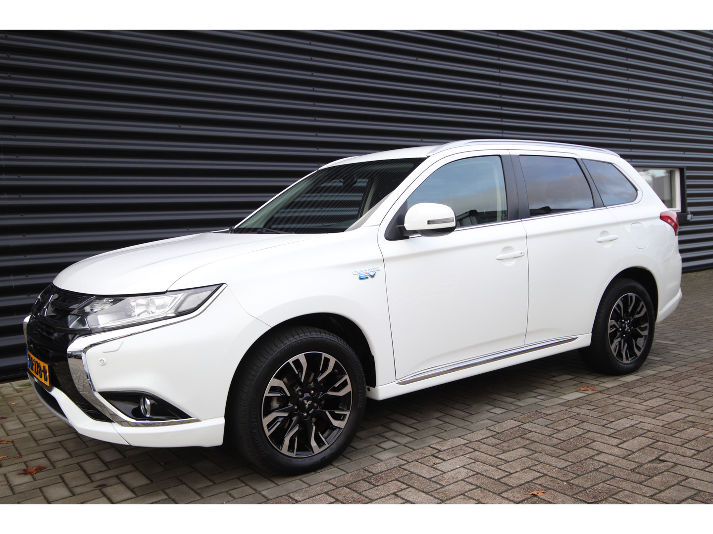 Mitsubishi Mitsubishi