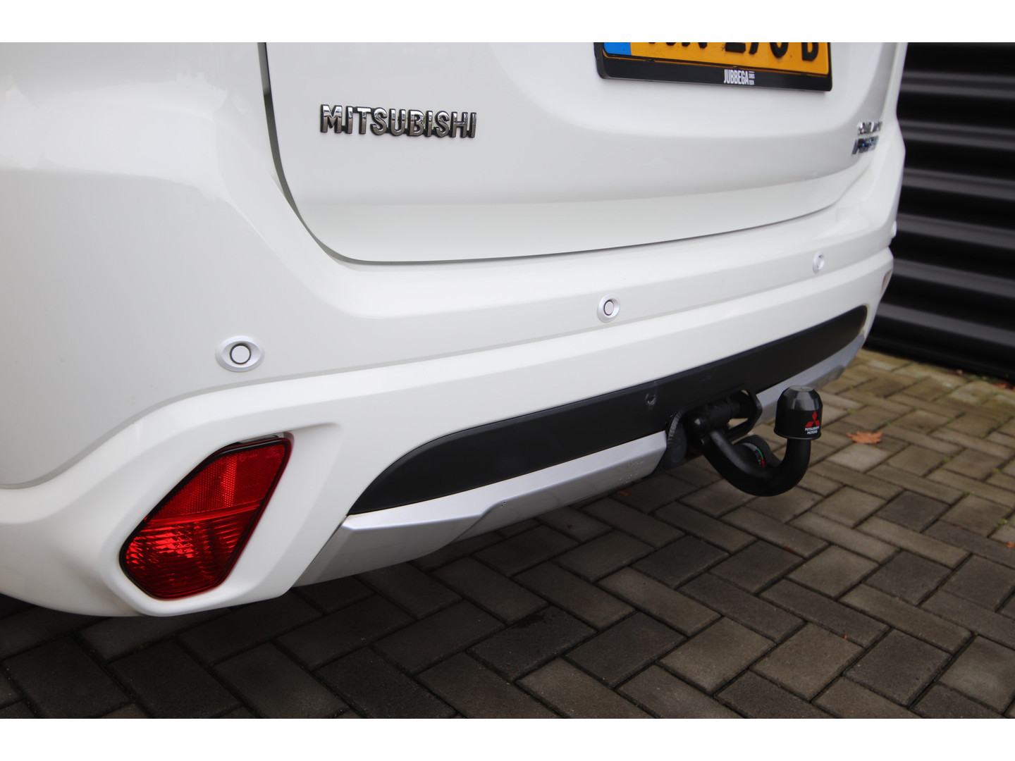 Mitsubishi Mitsubishi