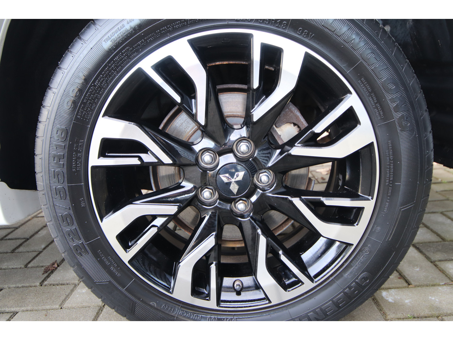 Mitsubishi Mitsubishi