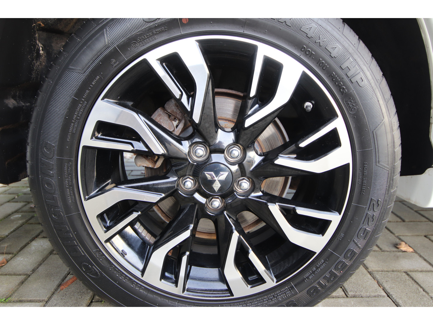 Mitsubishi Mitsubishi