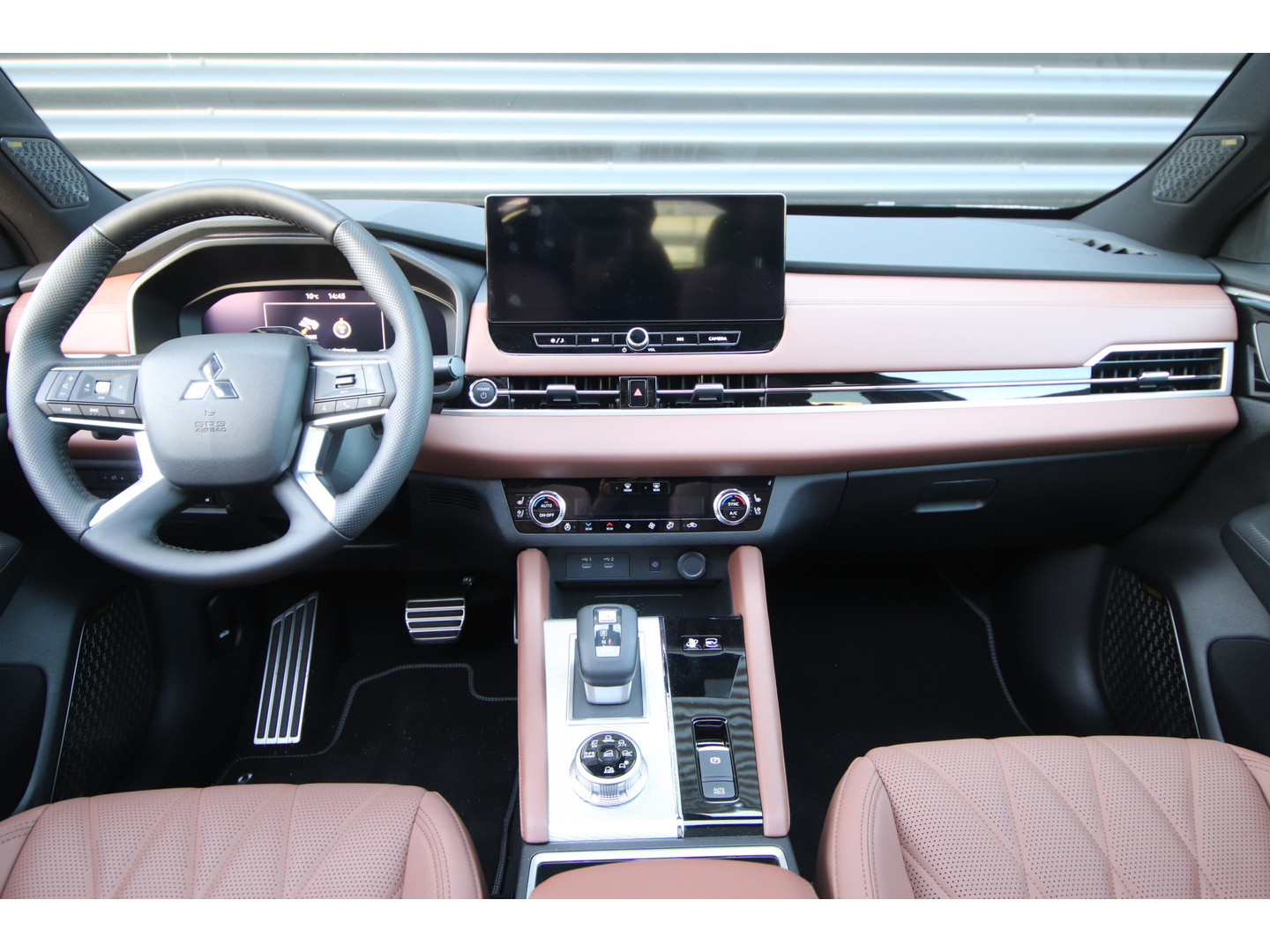 Mitsubishi Mitsubishi