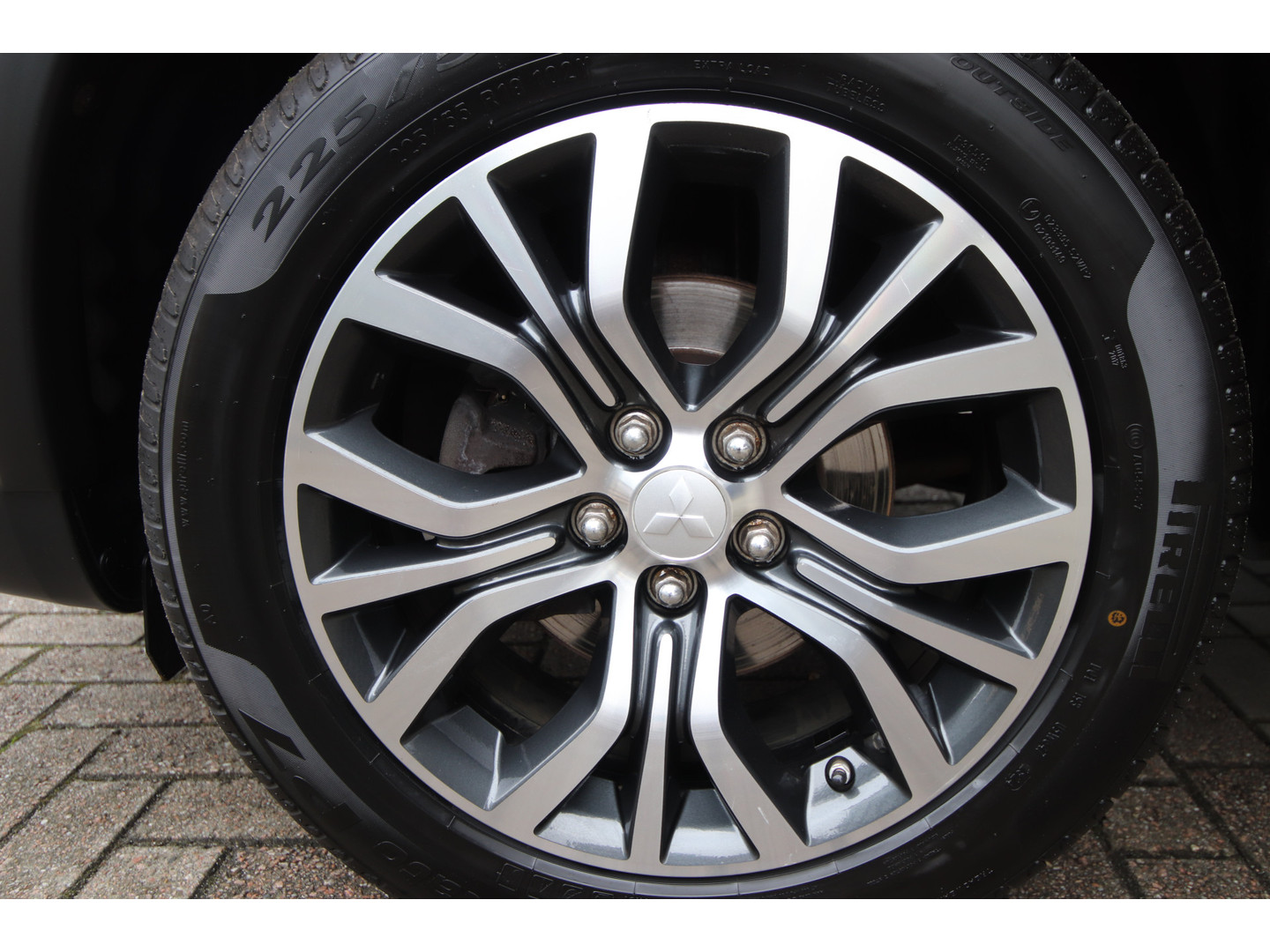 Mitsubishi Mitsubishi