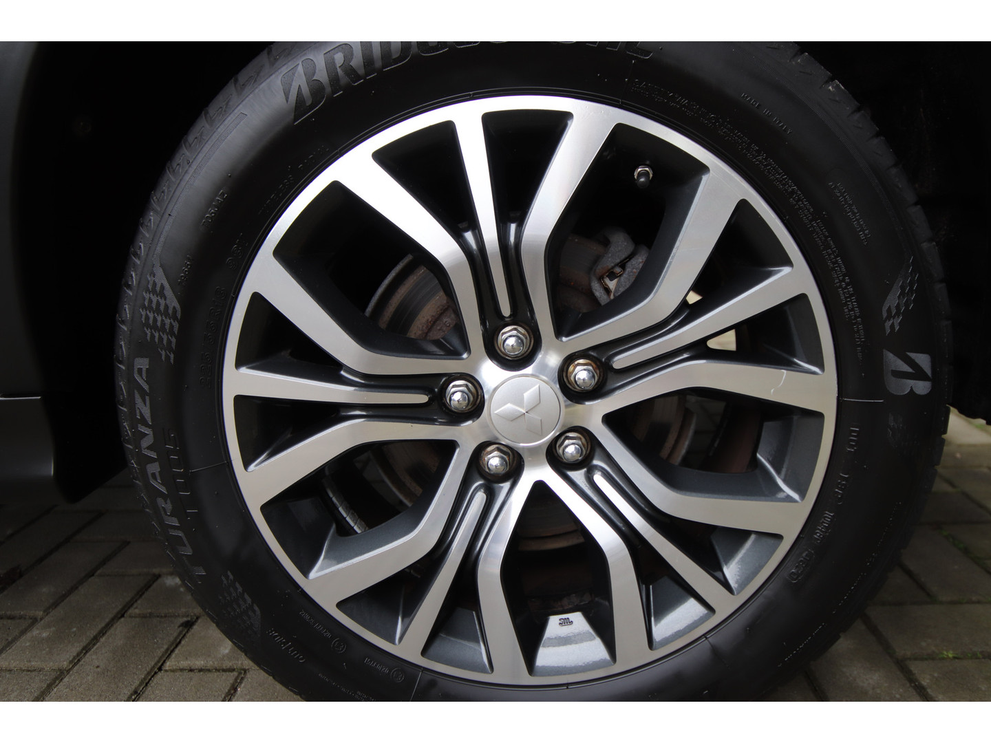 Mitsubishi Mitsubishi