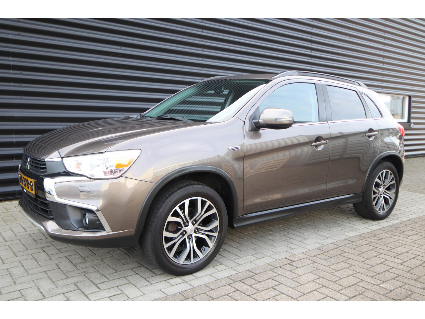 Mitsubishi Mitsubishi