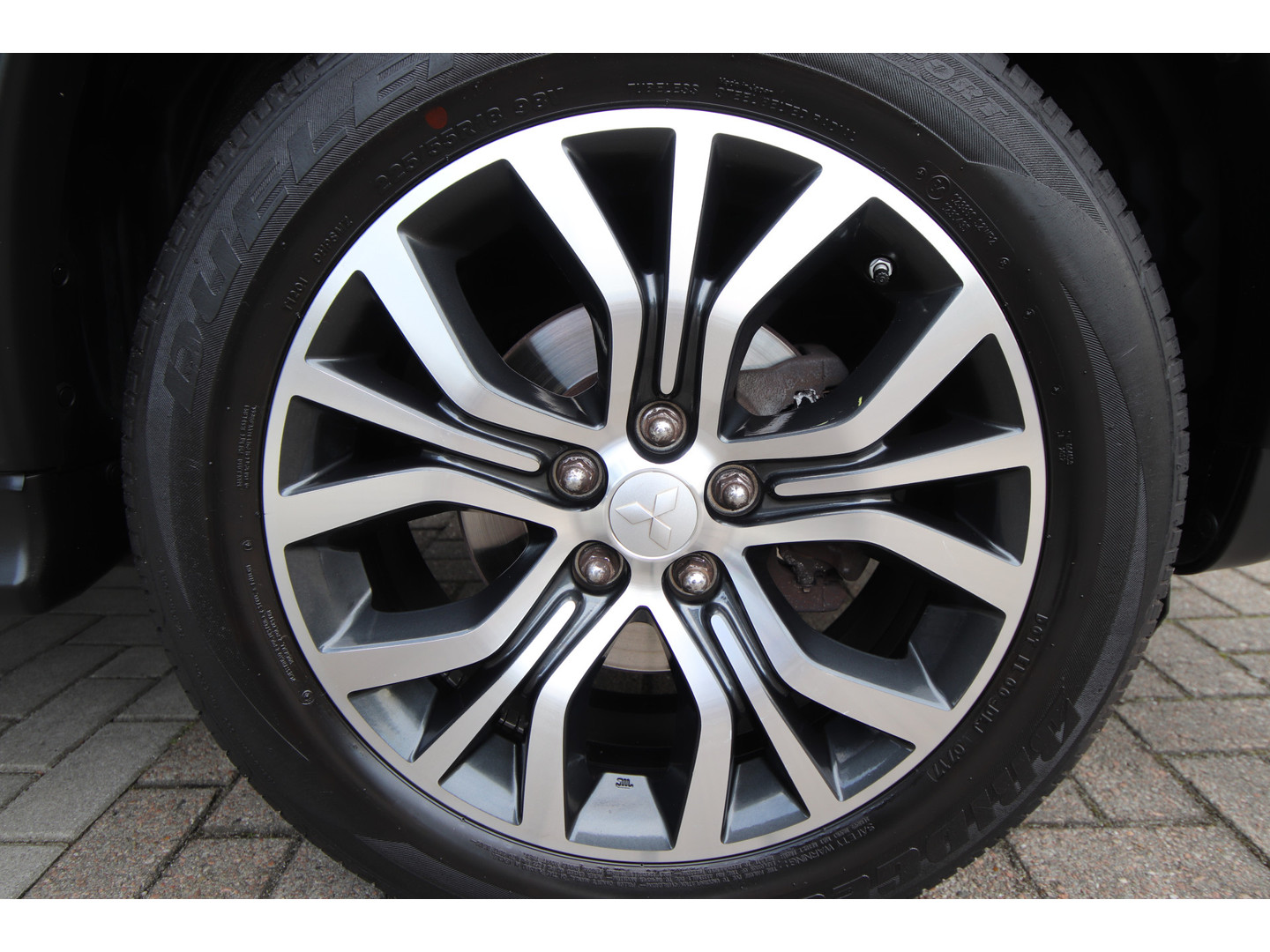 Mitsubishi Mitsubishi