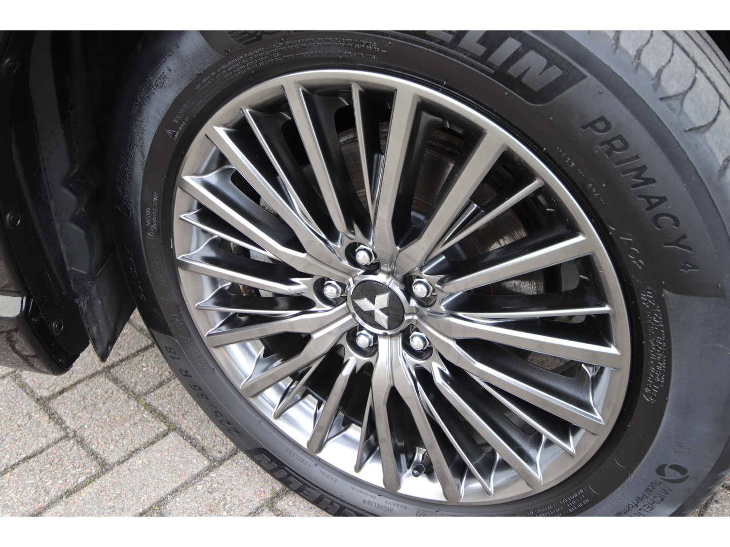 Mitsubishi Mitsubishi