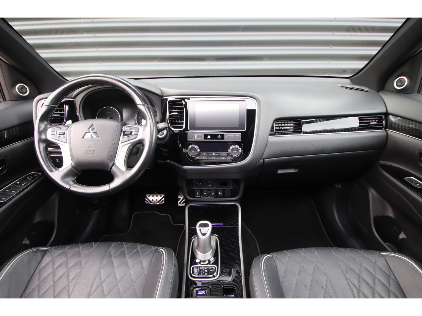 Mitsubishi Mitsubishi