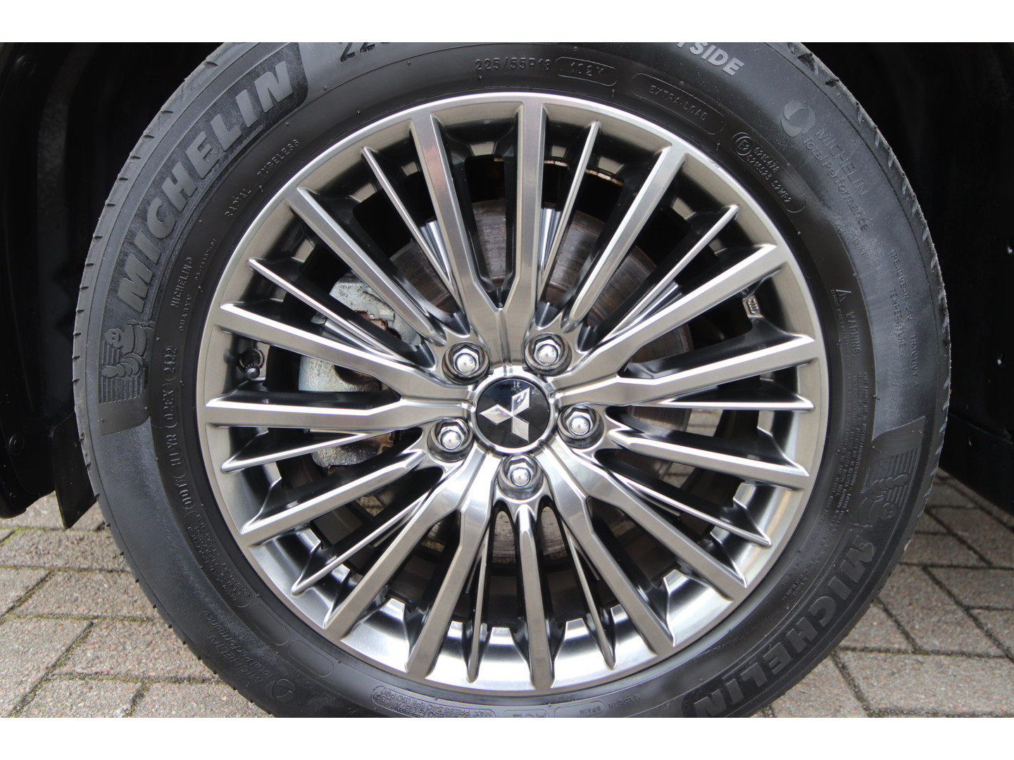 Mitsubishi Mitsubishi