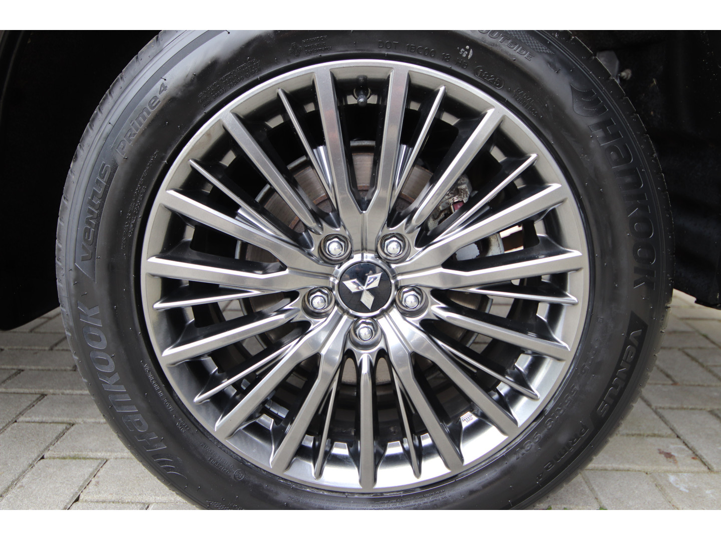 Mitsubishi Mitsubishi