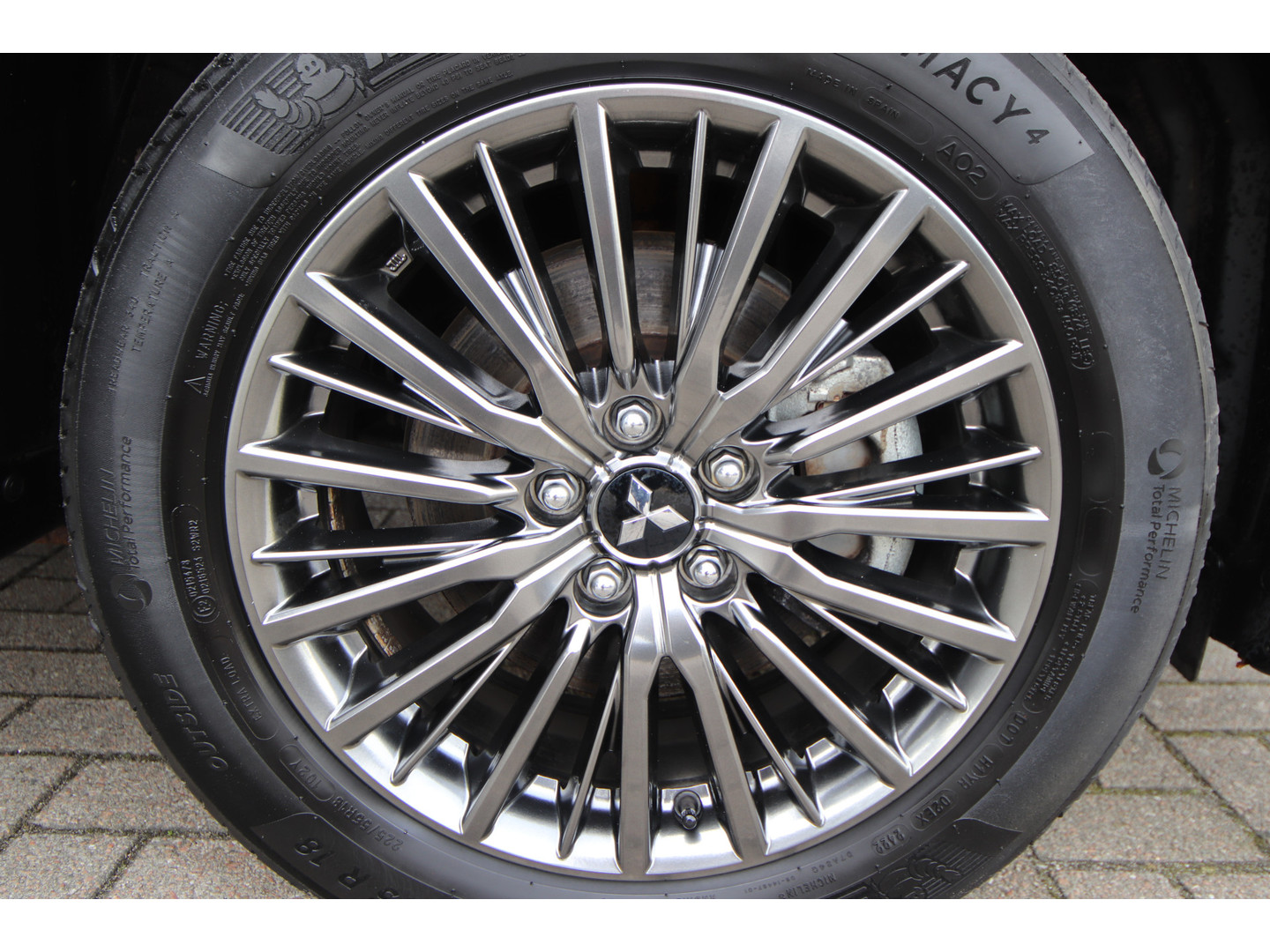 Mitsubishi Mitsubishi