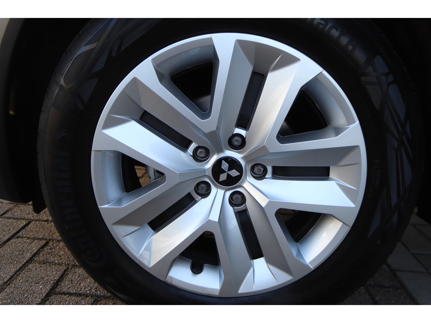 Mitsubishi Mitsubishi