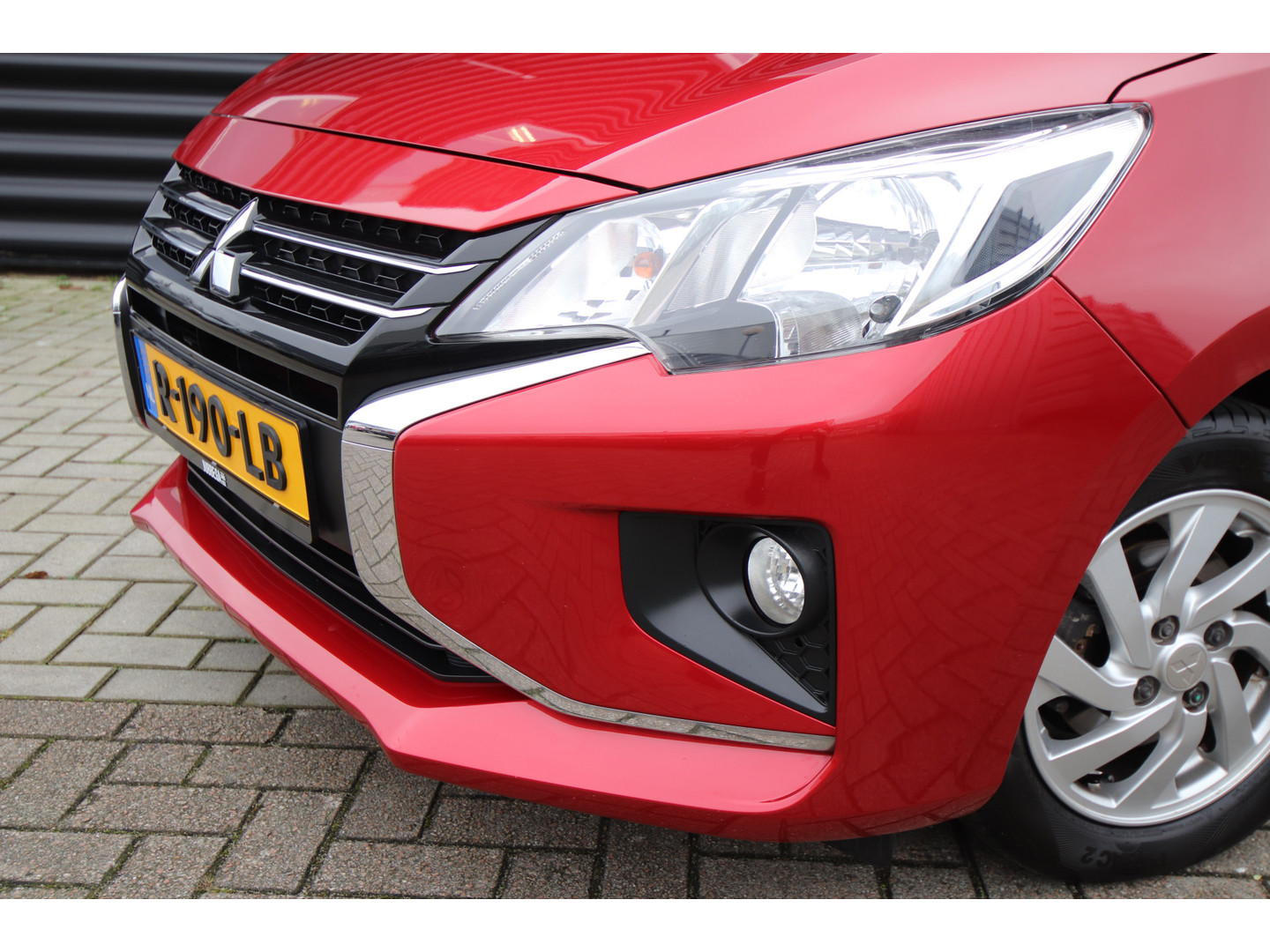 Mitsubishi Mitsubishi