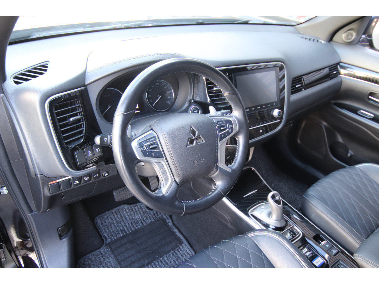 Mitsubishi Mitsubishi