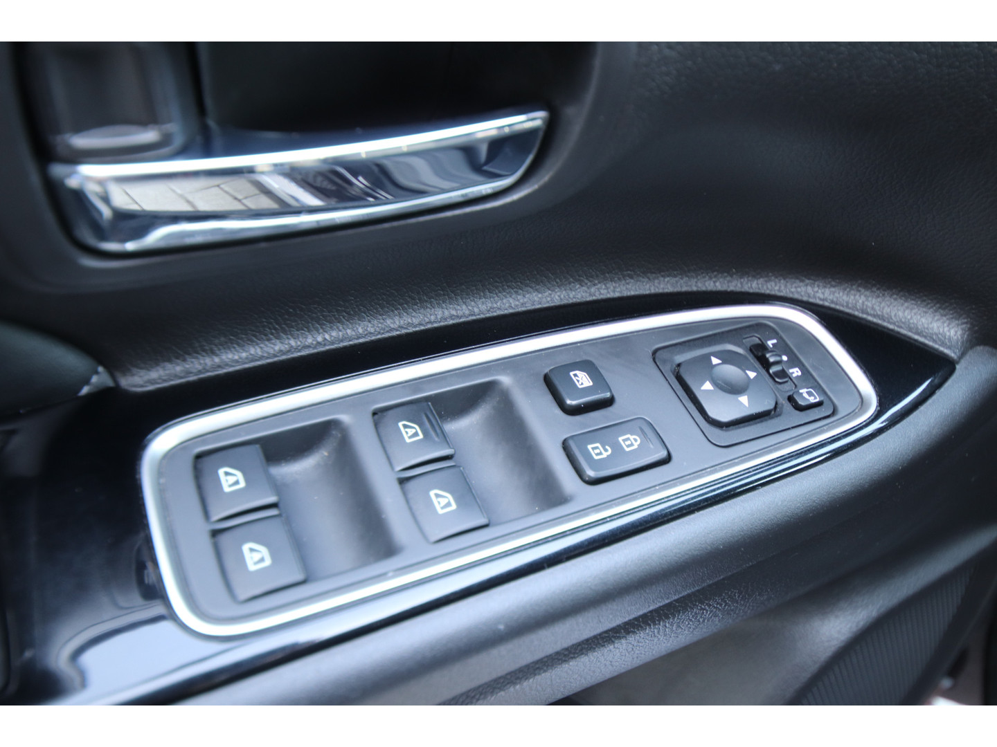 Mitsubishi Mitsubishi