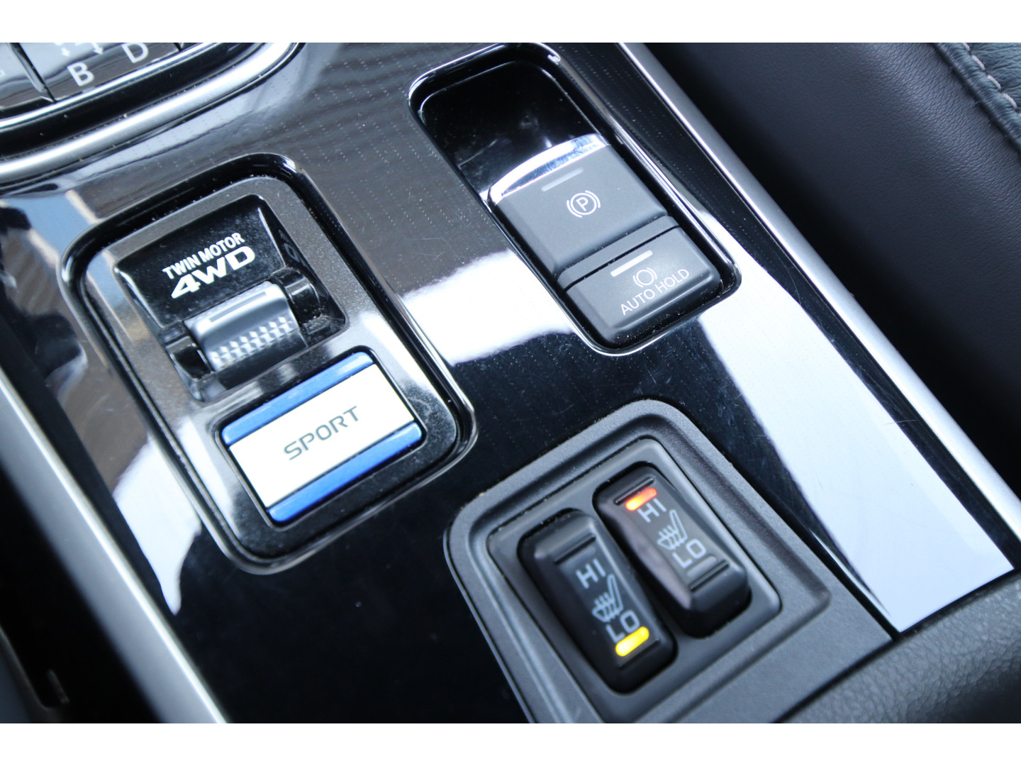 Mitsubishi Mitsubishi