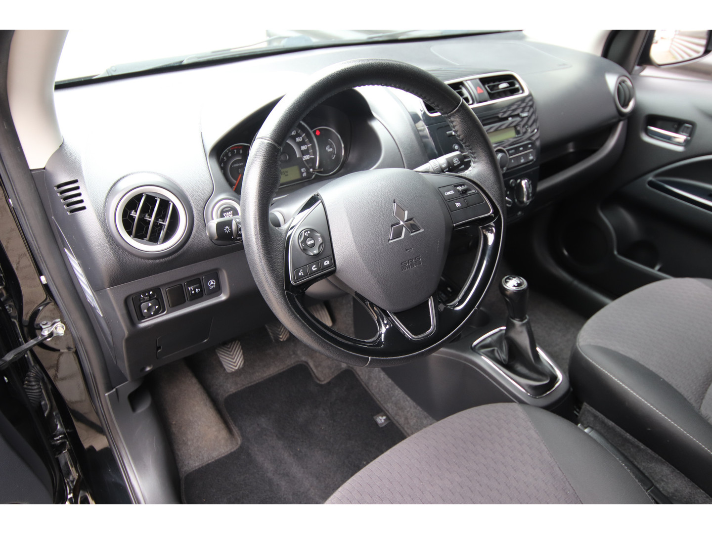 Mitsubishi Mitsubishi