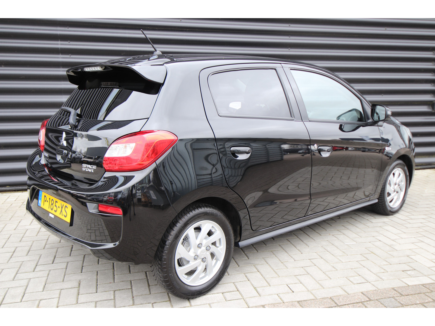 Mitsubishi Mitsubishi