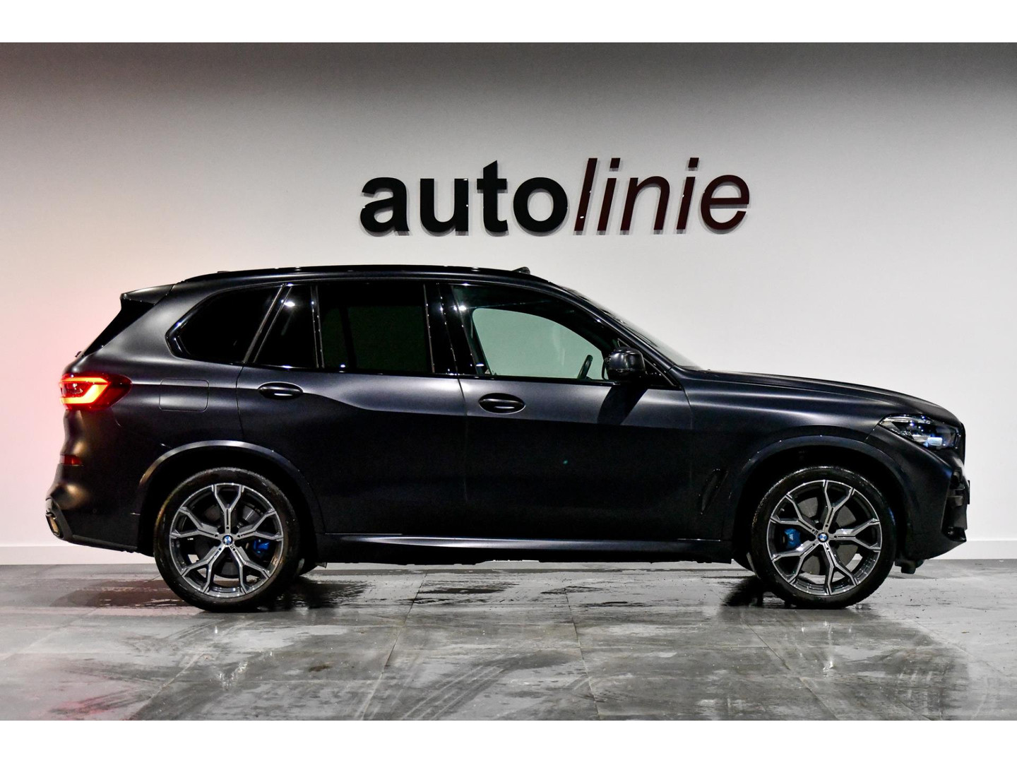 BMW BMW