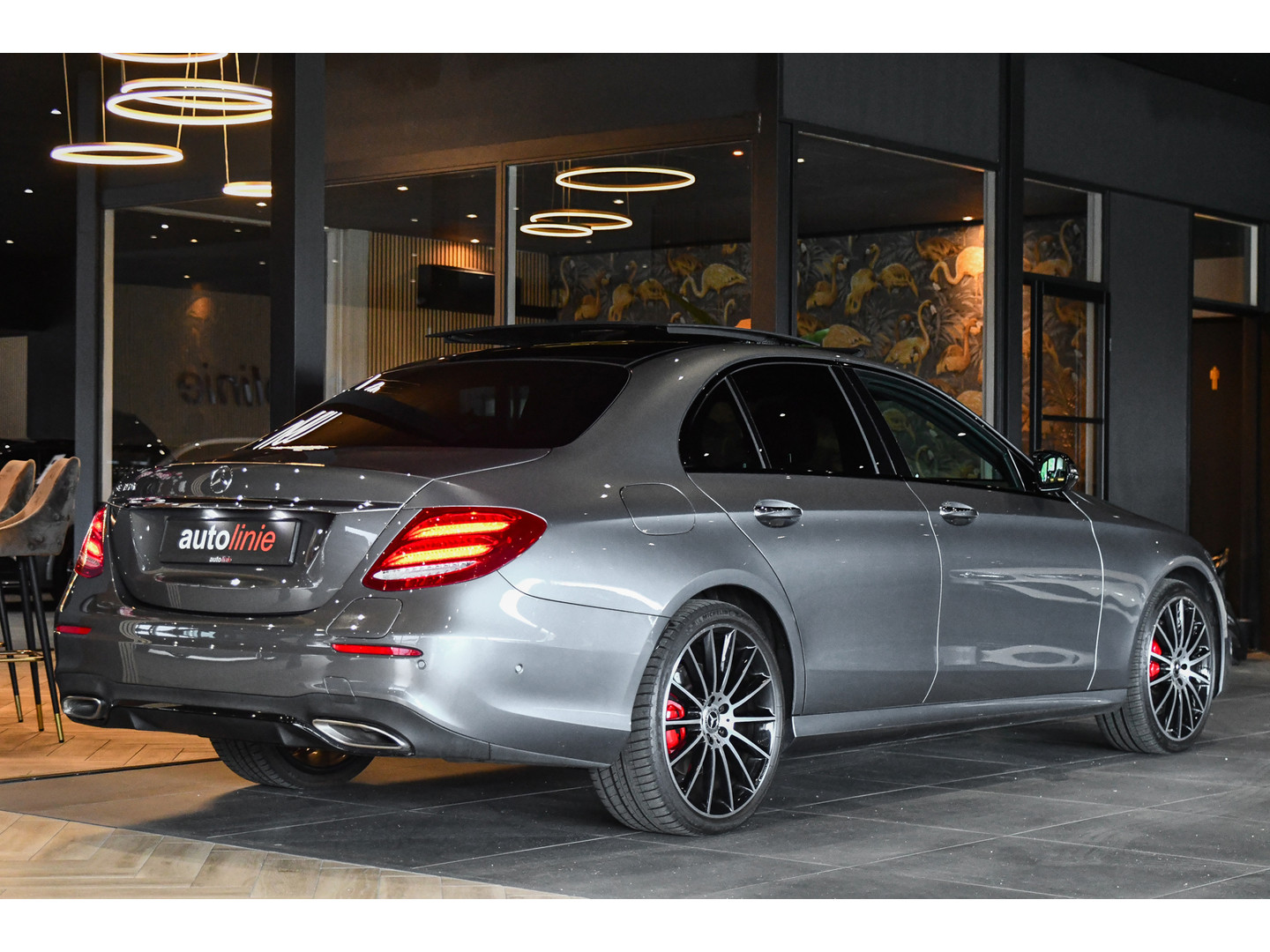 Mercedes-Benz Mercedes-Benz