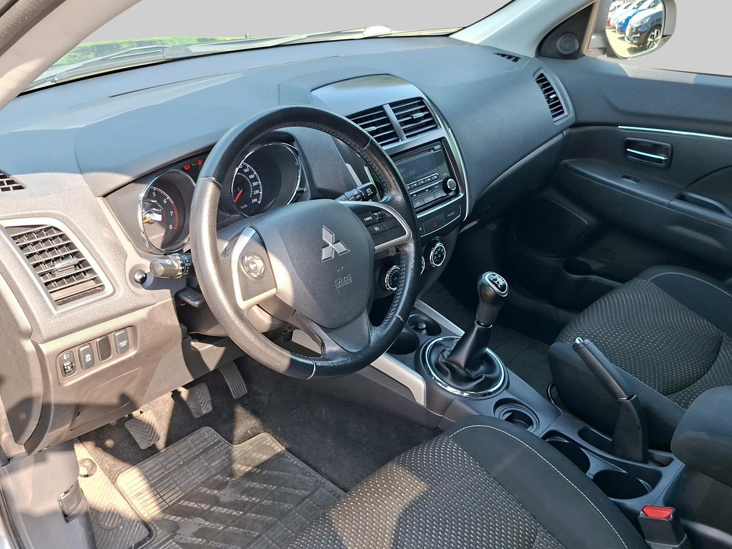 Mitsubishi Mitsubishi
