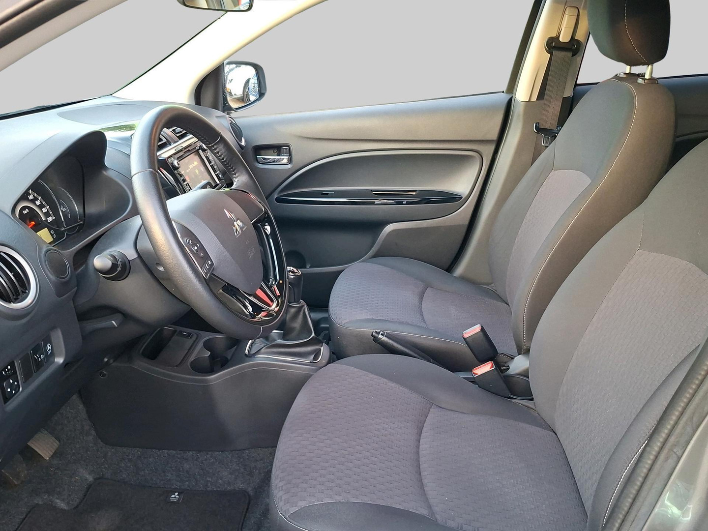 Mitsubishi Mitsubishi