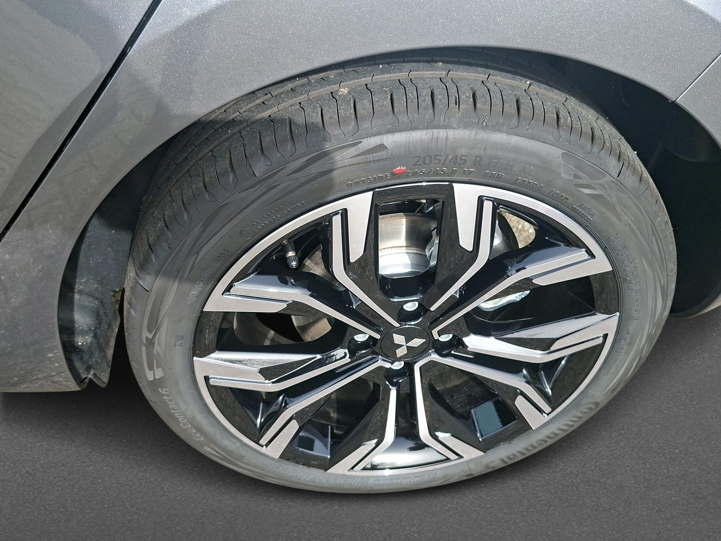 Mitsubishi Mitsubishi