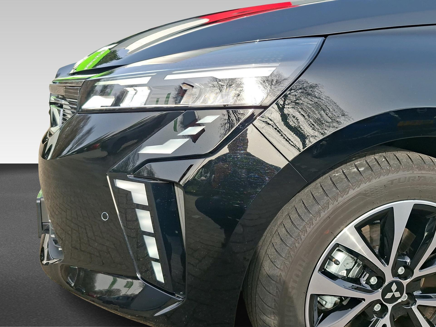 Mitsubishi Mitsubishi