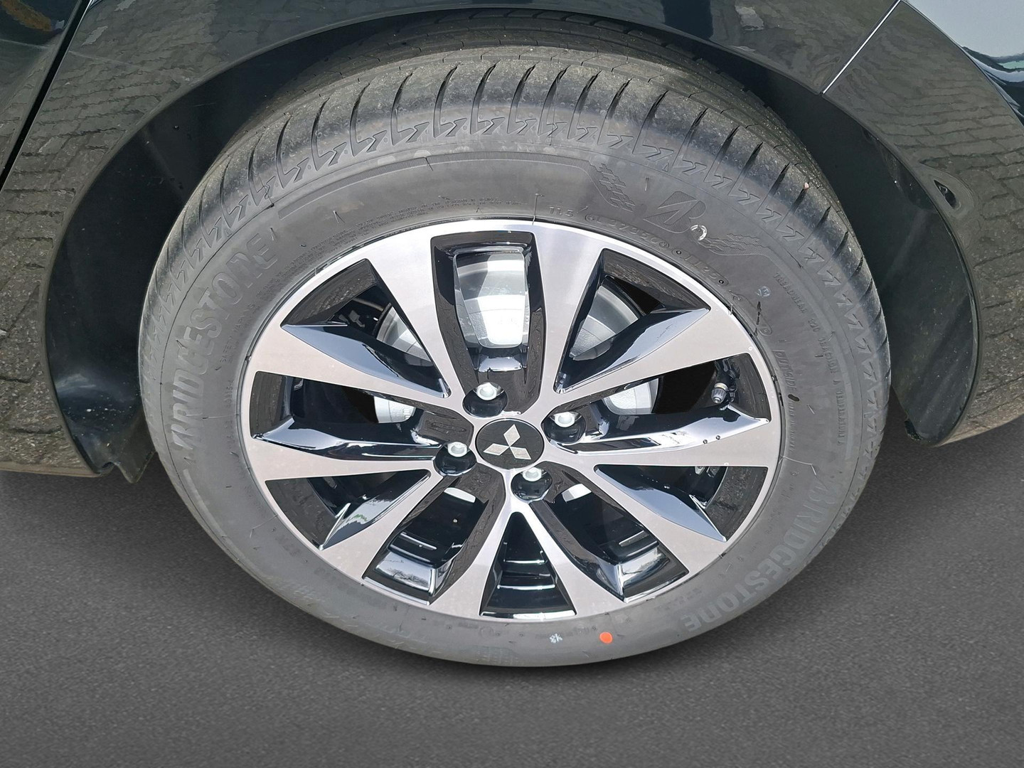 Mitsubishi Mitsubishi