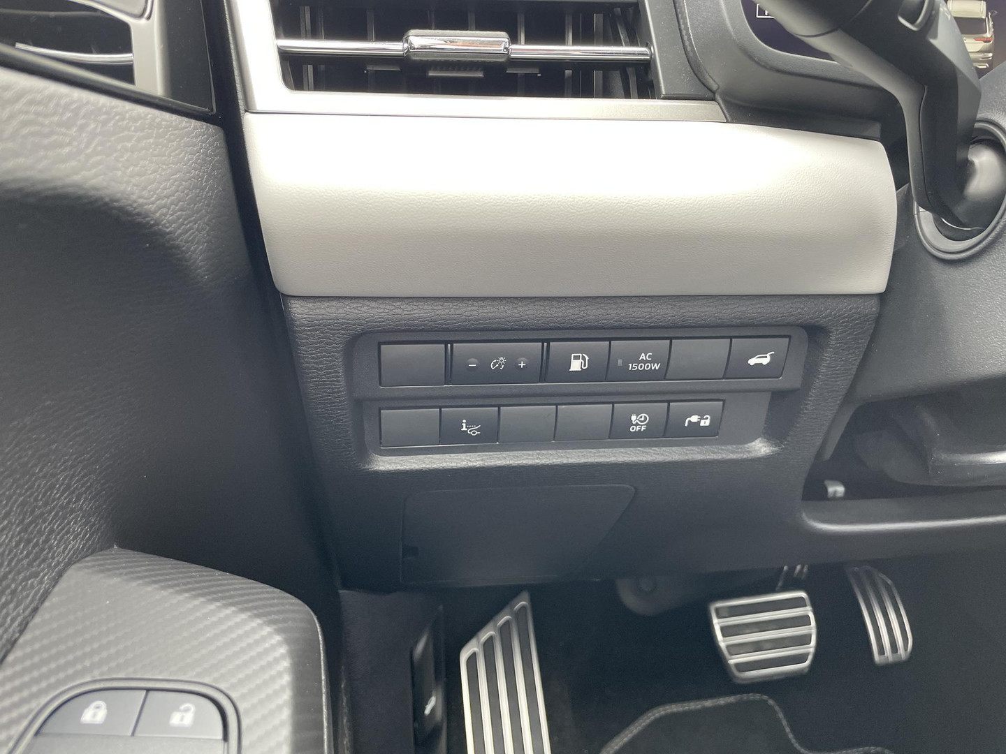 Mitsubishi Mitsubishi