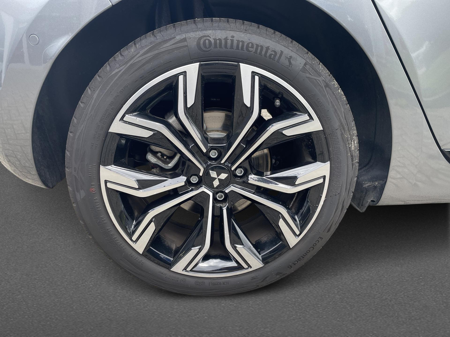 Mitsubishi Mitsubishi