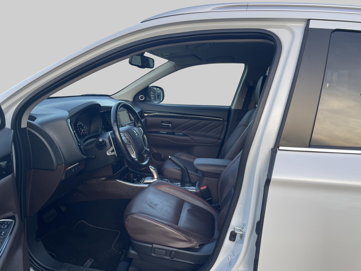 Mitsubishi Mitsubishi