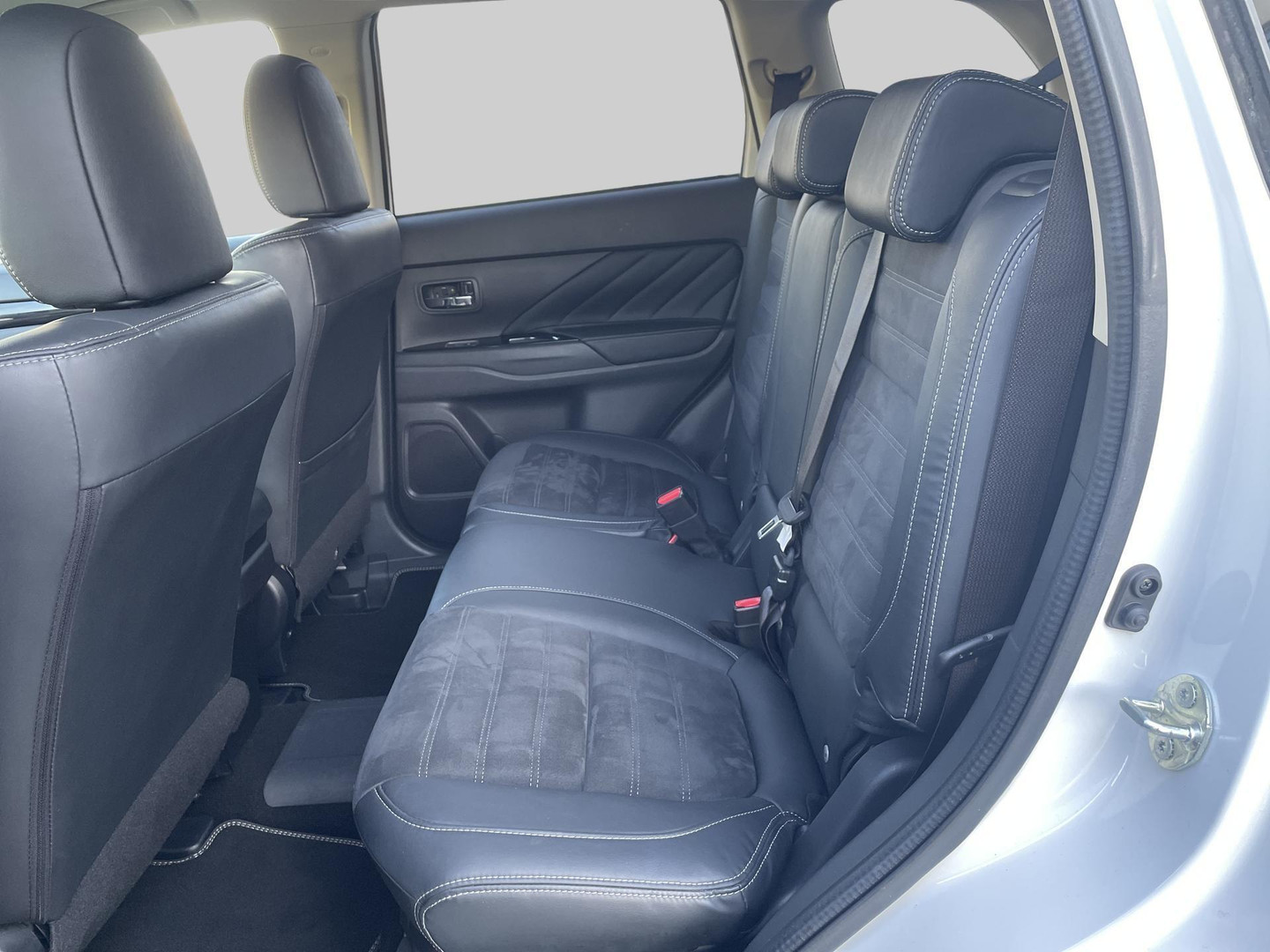 Mitsubishi Mitsubishi