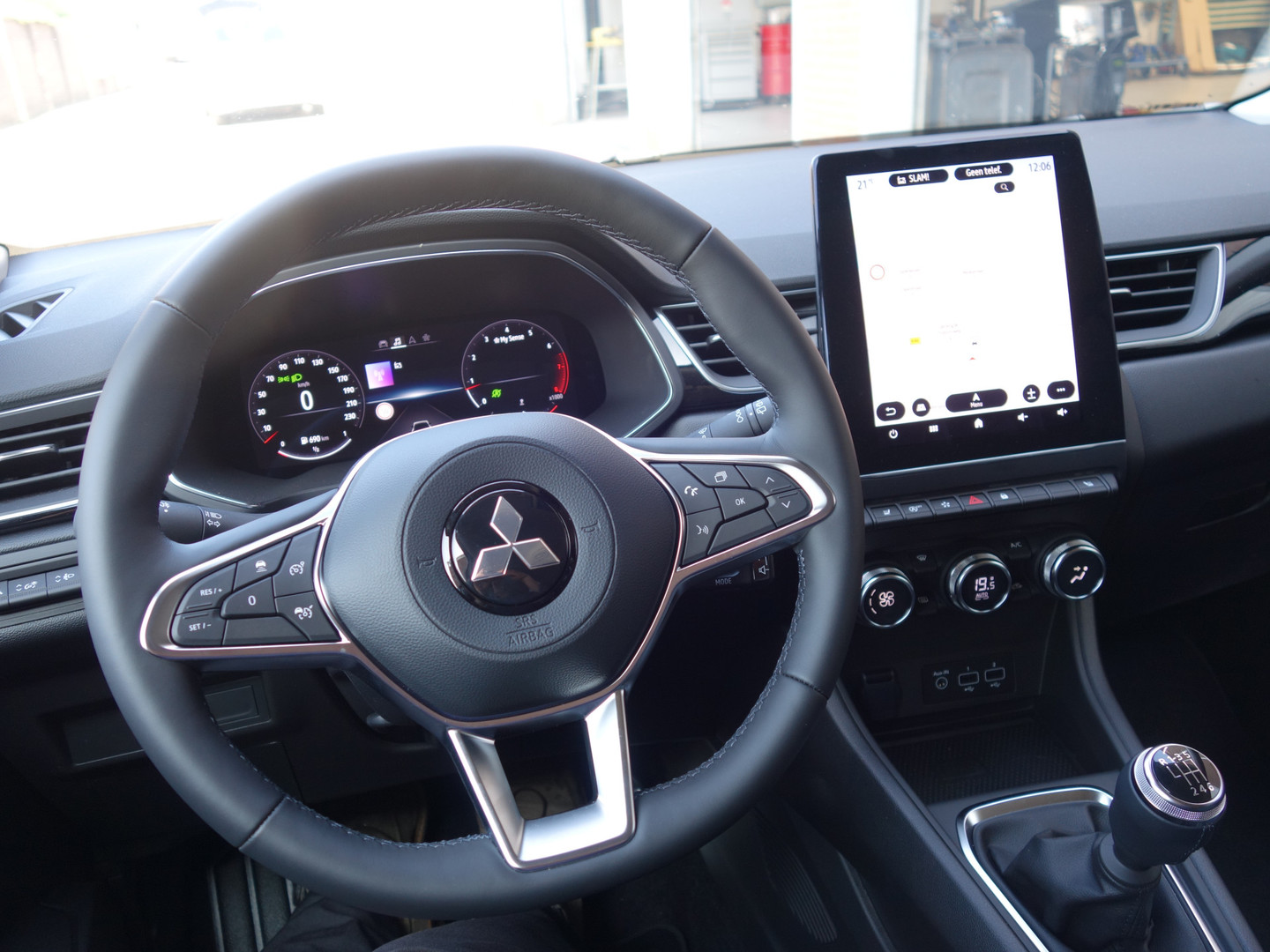 Mitsubishi Mitsubishi