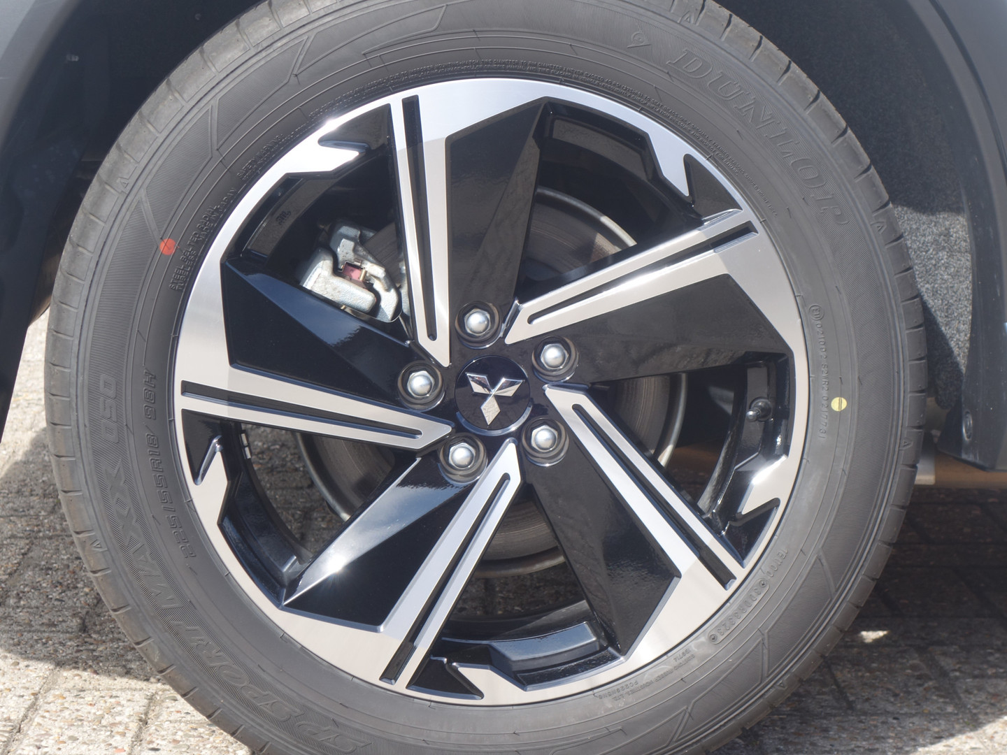 Mitsubishi Mitsubishi