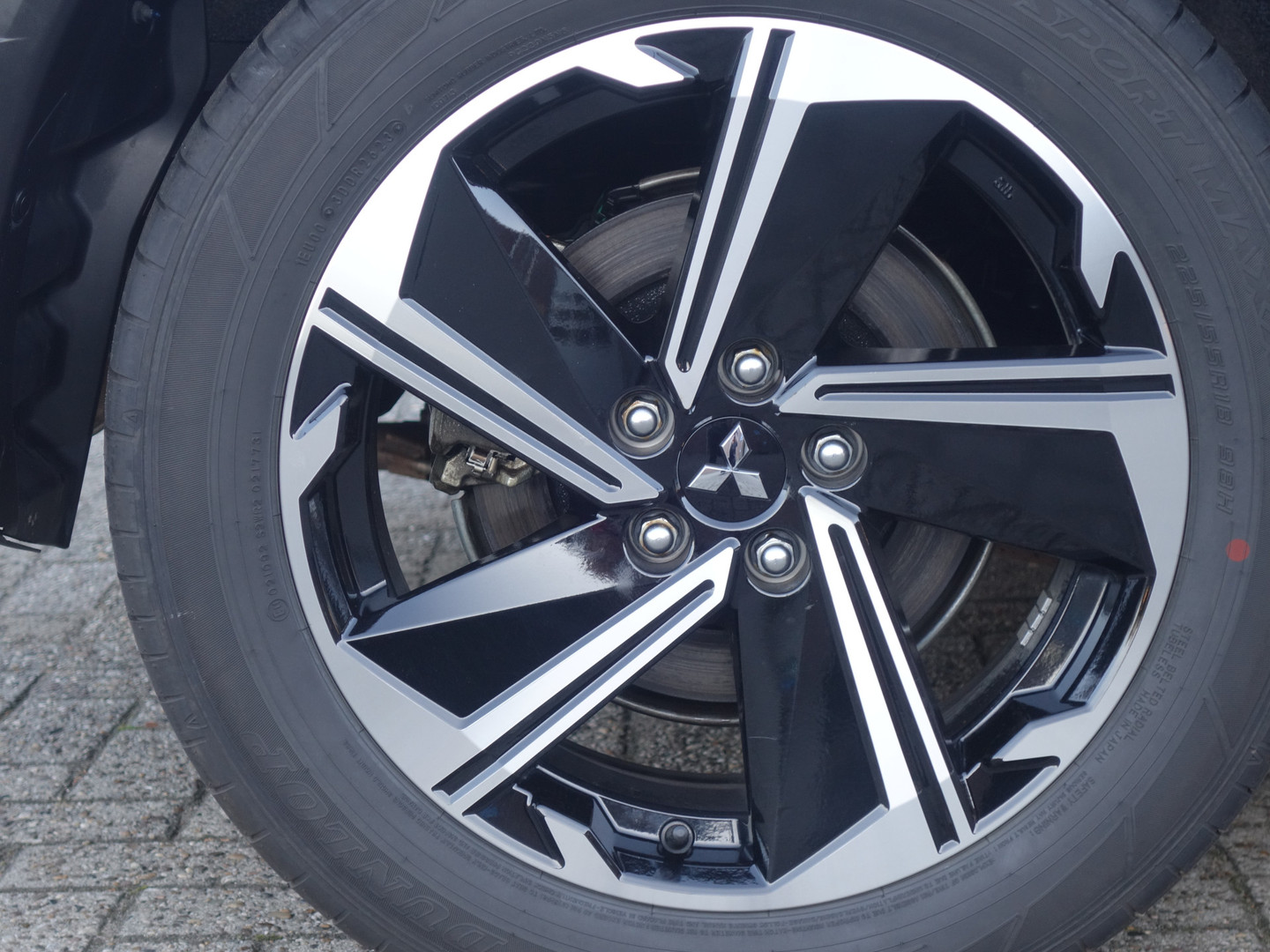 Mitsubishi Mitsubishi