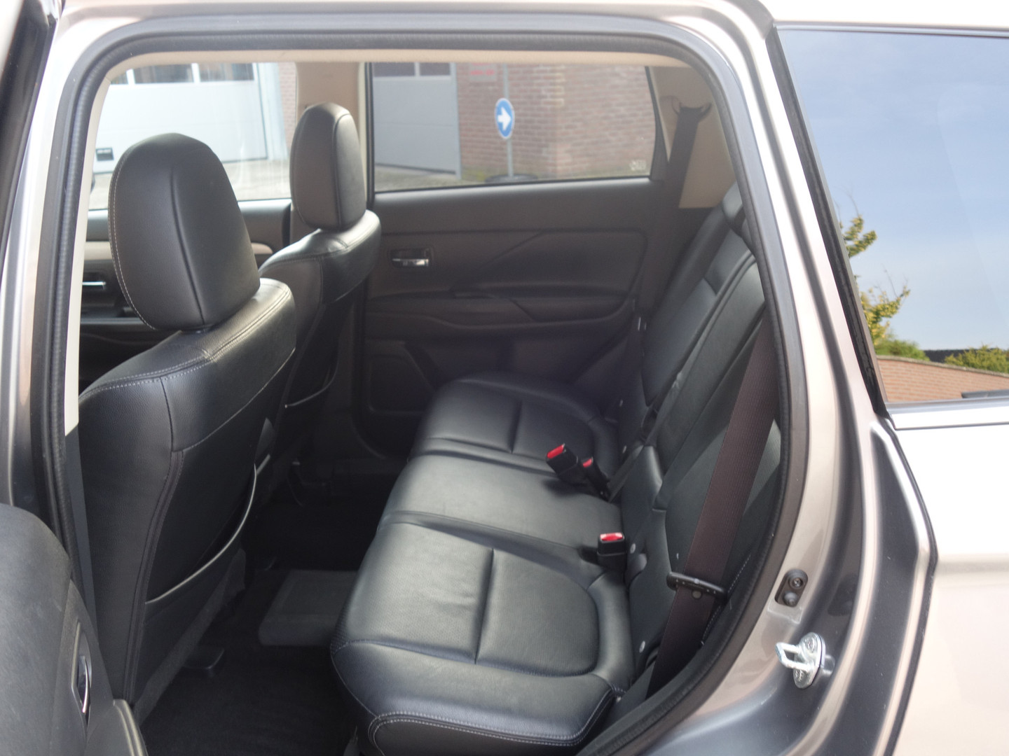 Mitsubishi Mitsubishi