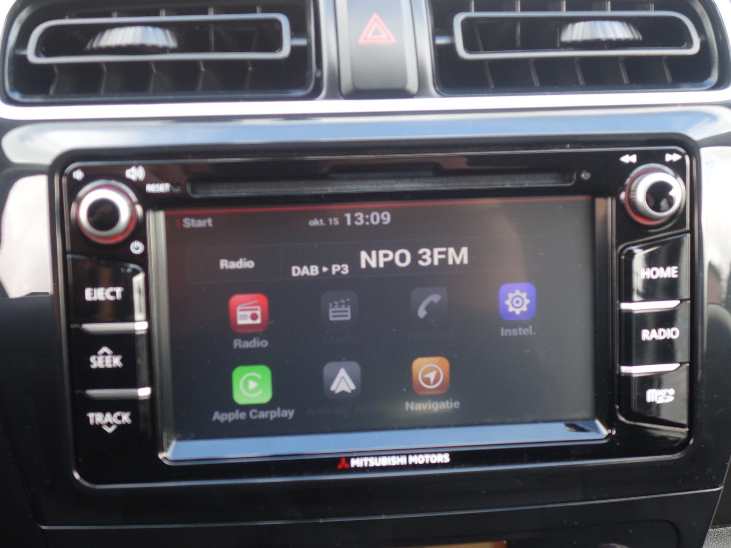 Mitsubishi Mitsubishi