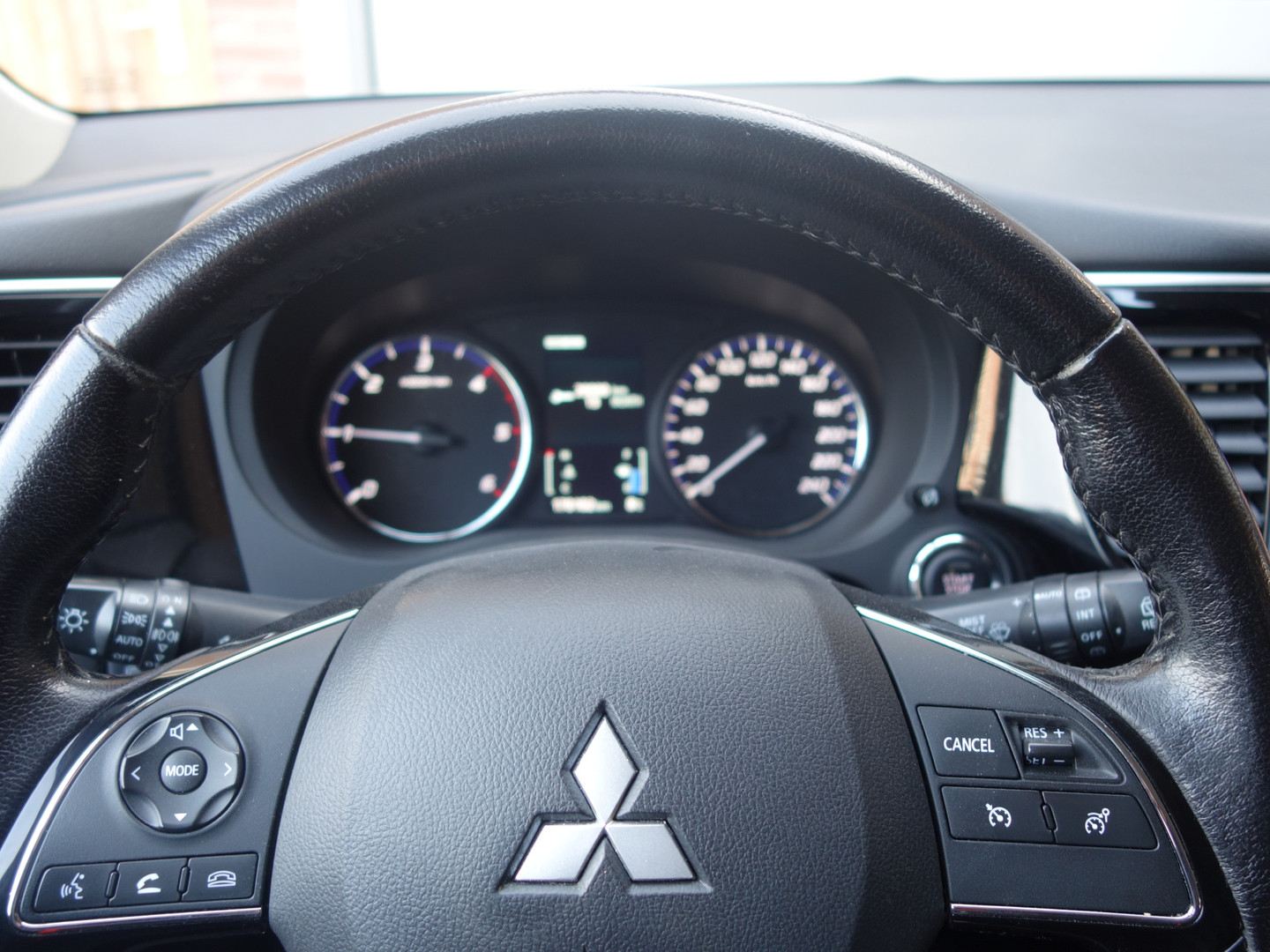 Mitsubishi Mitsubishi