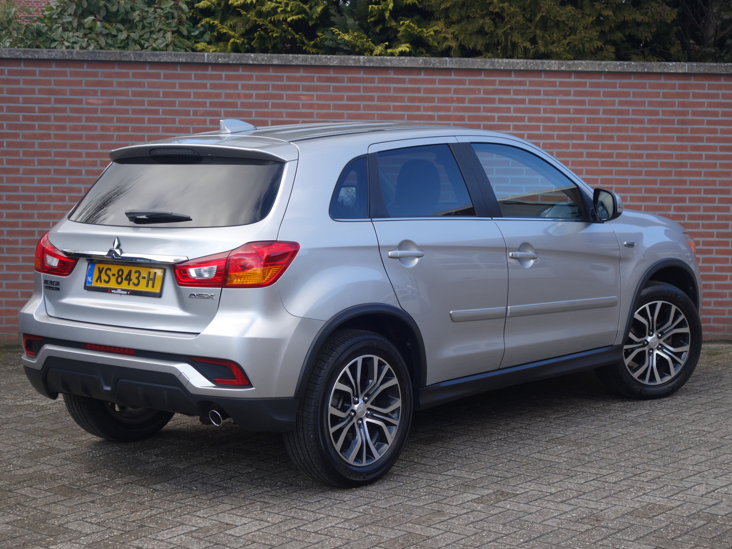 Mitsubishi Mitsubishi