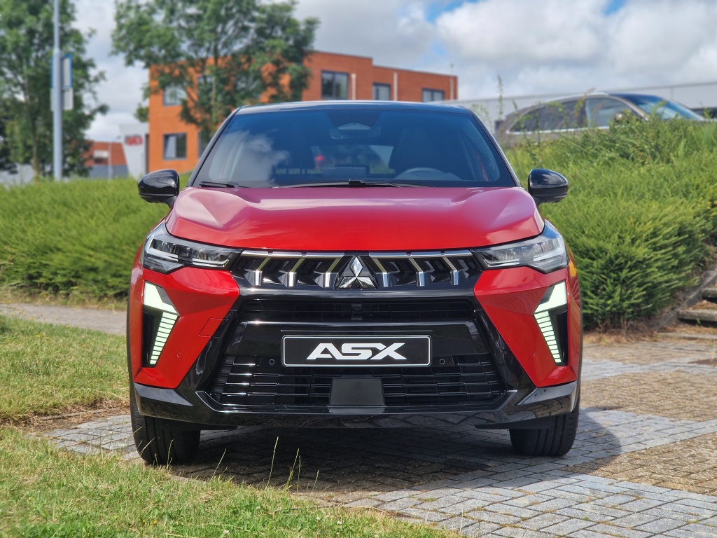 Mitsubishi Mitsubishi