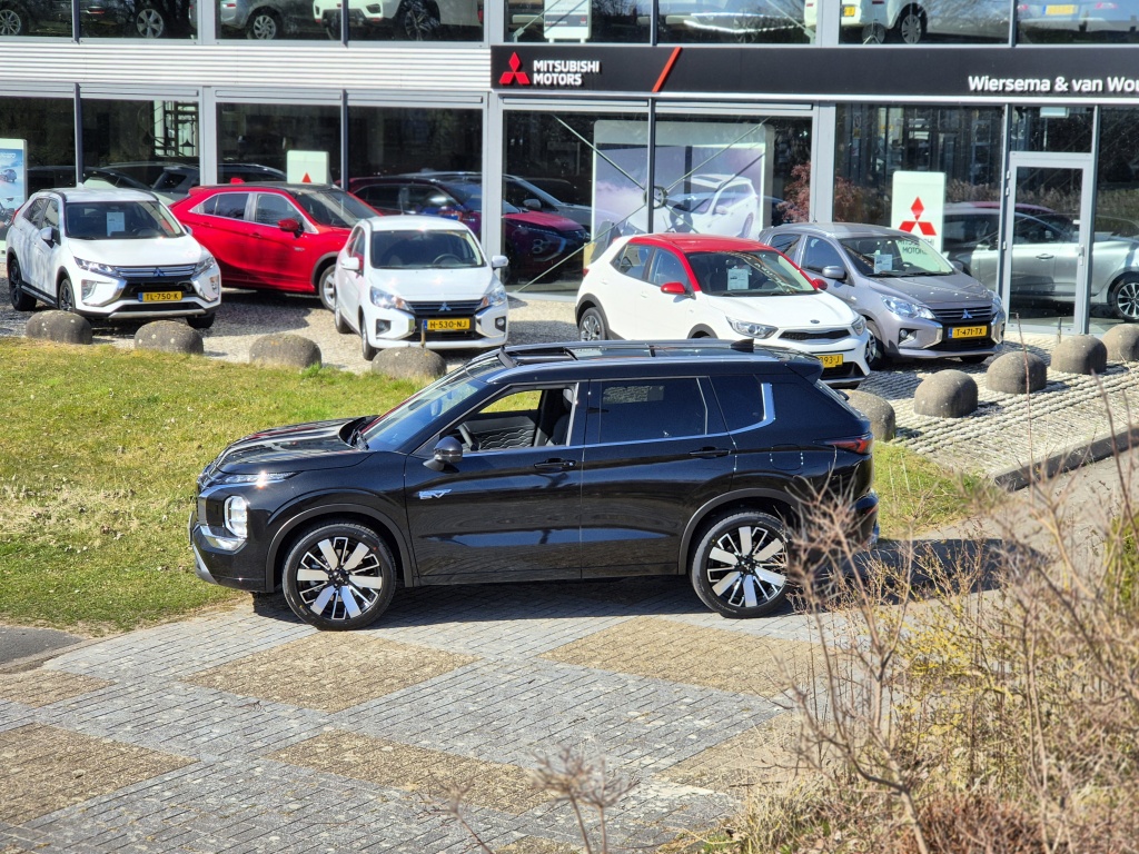 Mitsubishi Mitsubishi