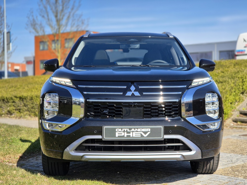 Mitsubishi Mitsubishi