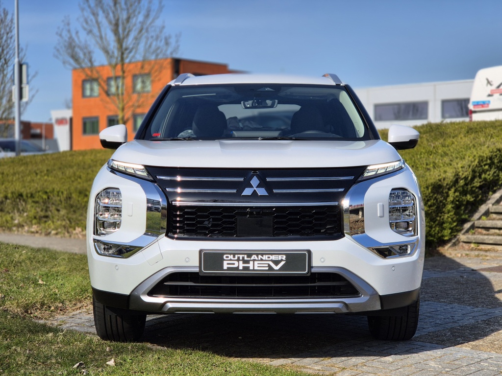 Mitsubishi Mitsubishi