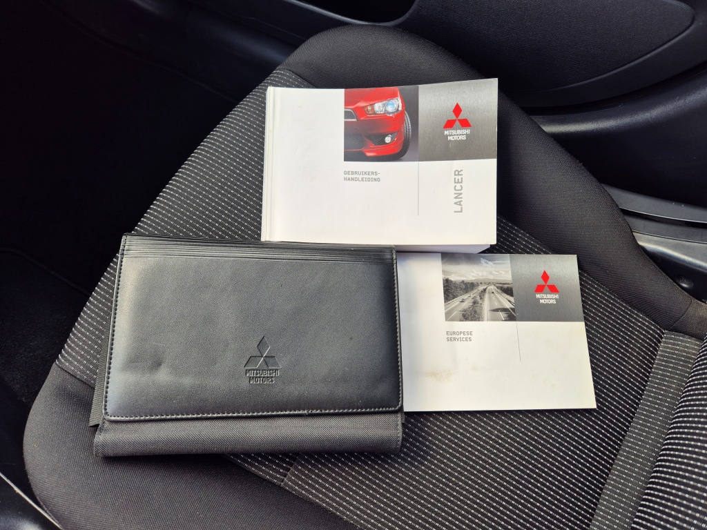 Mitsubishi Mitsubishi