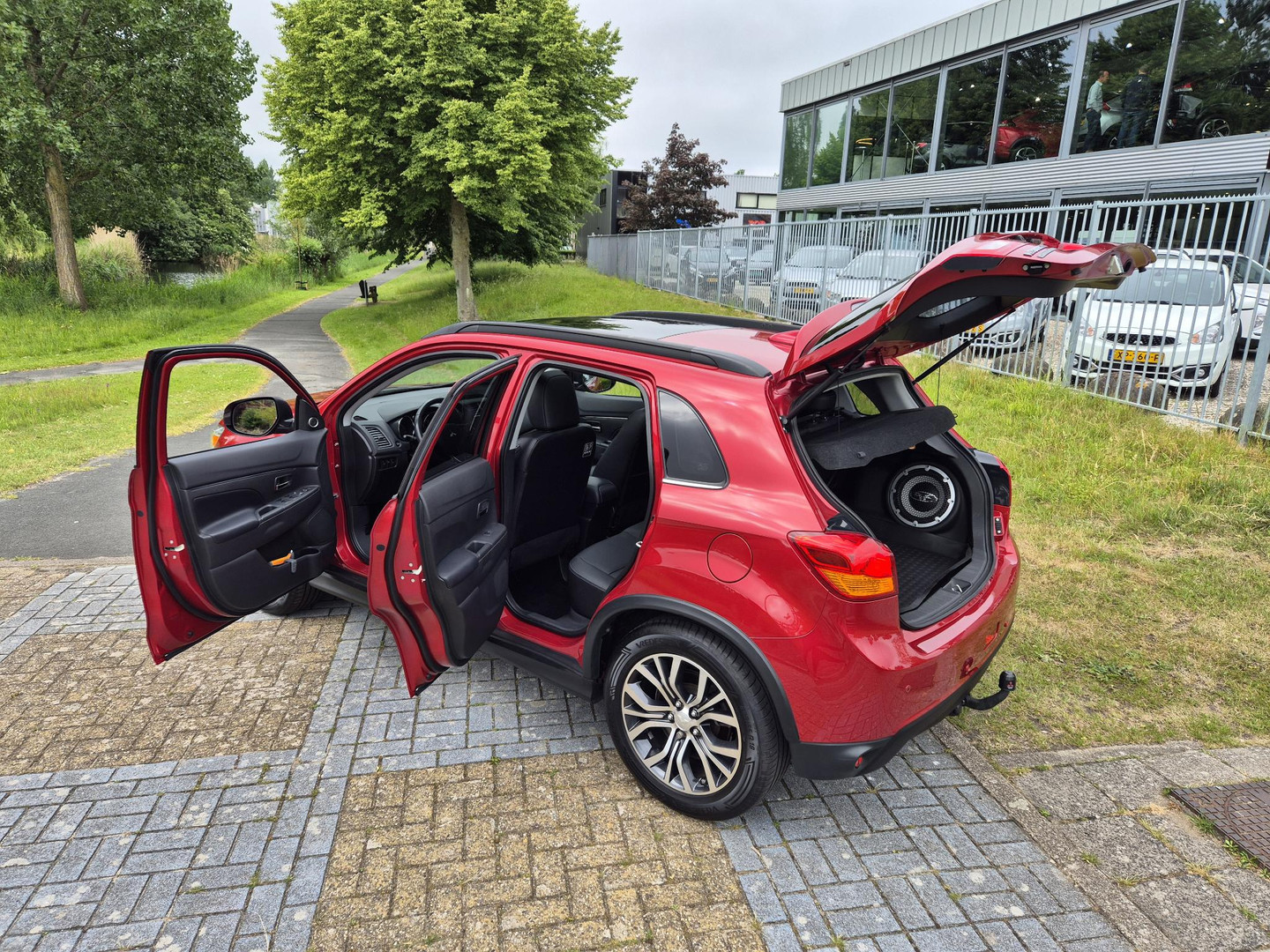 Mitsubishi Mitsubishi