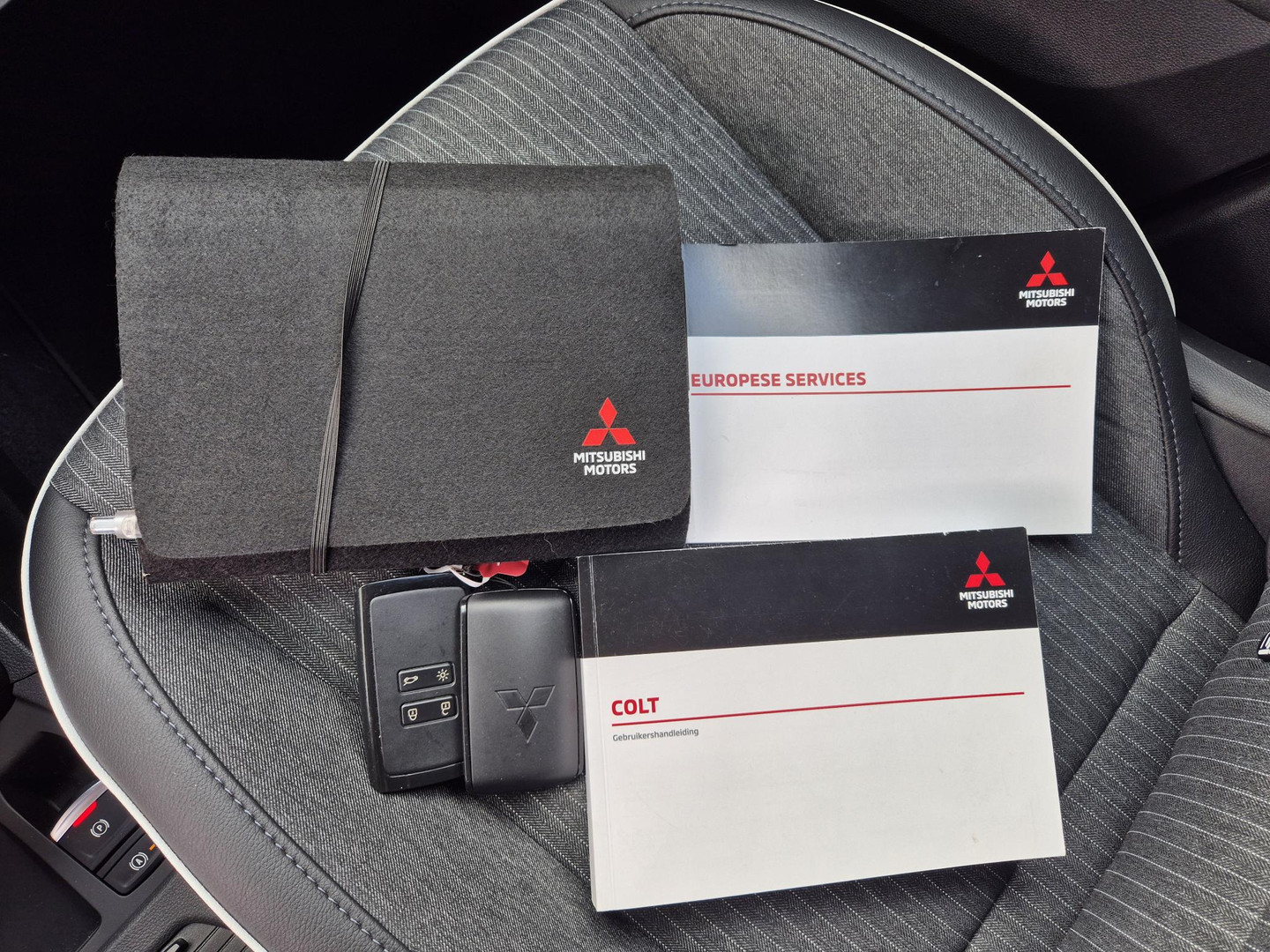 Mitsubishi Mitsubishi