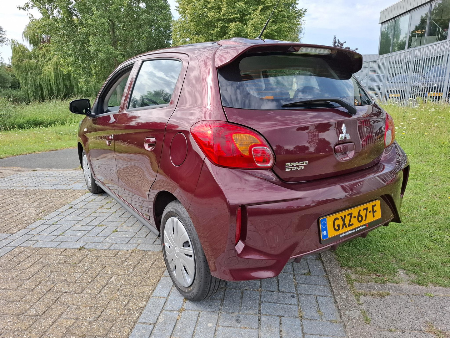 Mitsubishi Mitsubishi